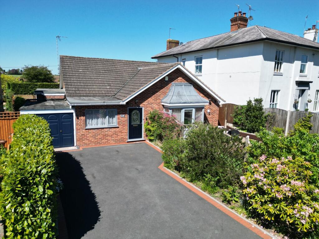 Main image of property: Stourbridge Road, Kidderminster, DY10