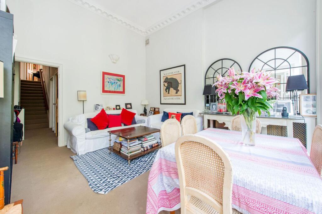 Apartment in London, Royal Borough of Kensington and Chelsea - More
