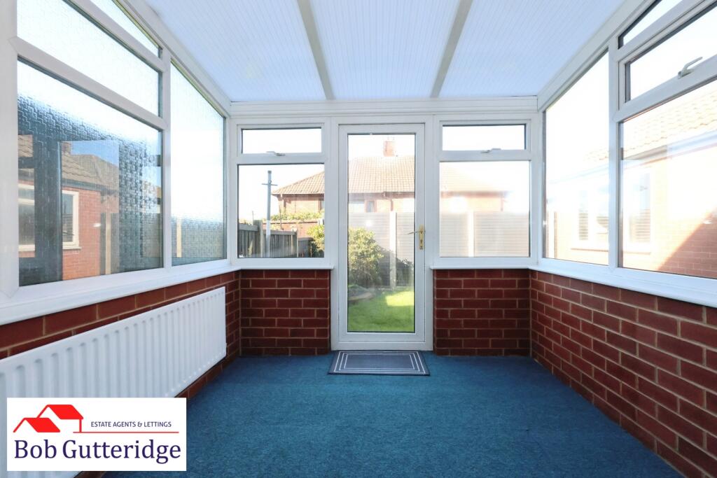 House in Stoke-on-Trent - More