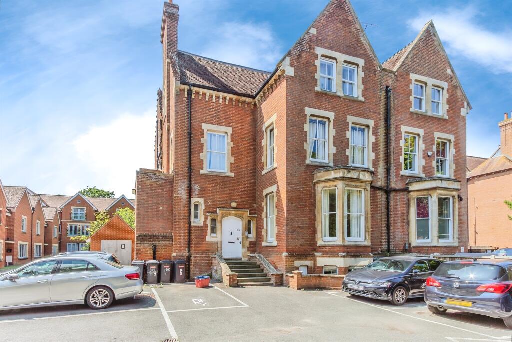 Main image of property: New Dover Road, Canterbury