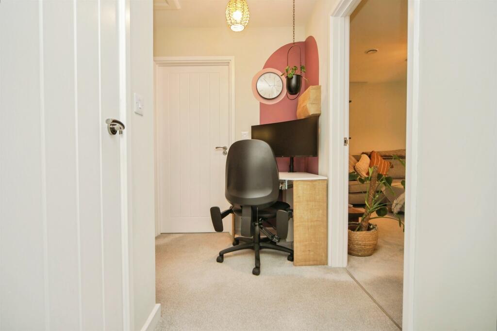 Apartment in Ipswich - More