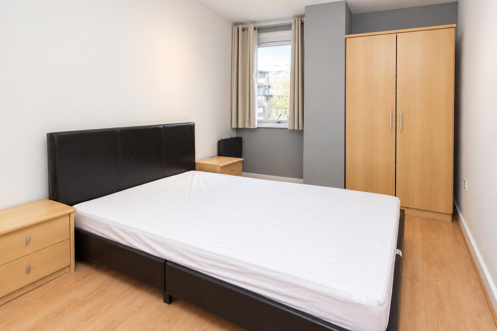 Apartment in Leeds - More