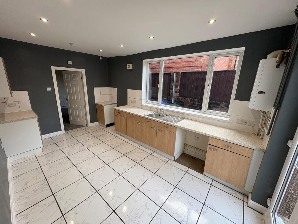 House in Doncaster, South Yorkshire - View 4