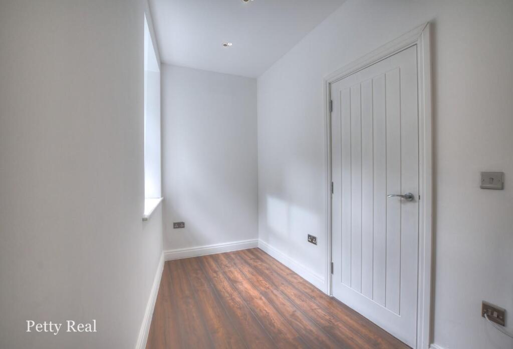 Additional image 21 of Canalside Loft, Burnley