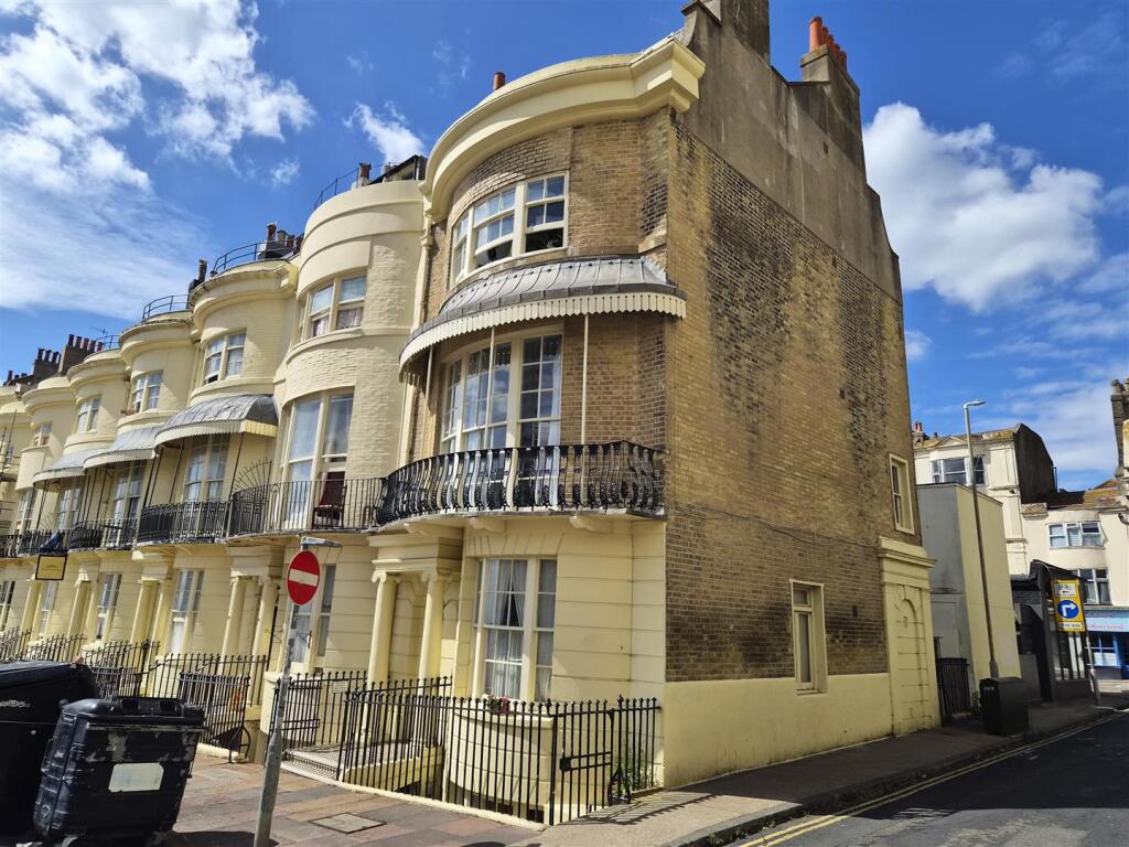 Main image of property: Regency Square, Brighton