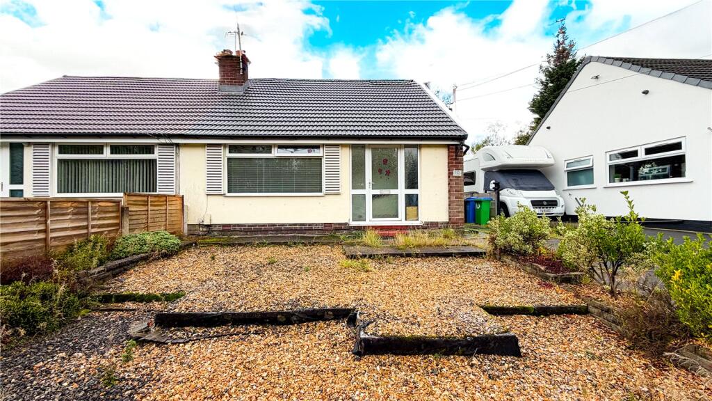 Hillcrest, Middleton, Manchester, Greater Manchester, M24 photo 2