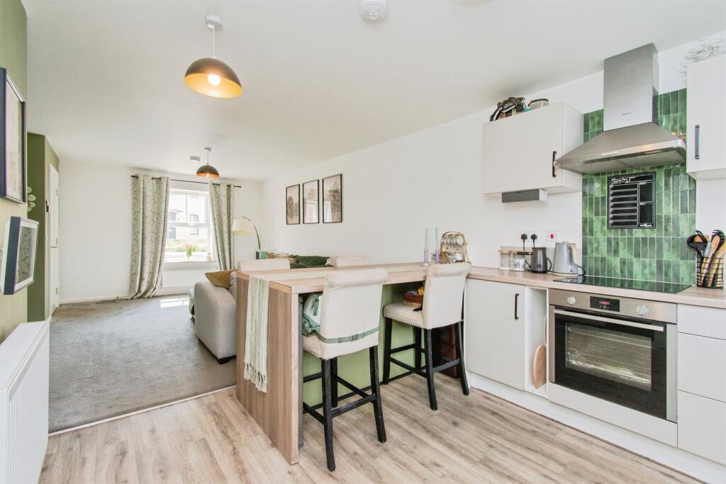 House in Wakefield, West Yorkshire - View 4