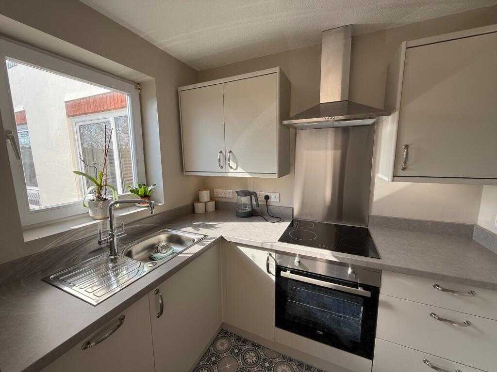 Cottage Grove, Southsea, Hampshire, PO5 - View 5
