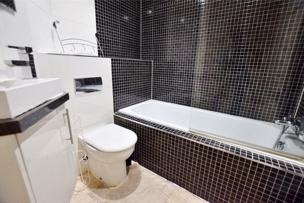 Apartment in Newcastle upon Tyne, Haymarket - View 4