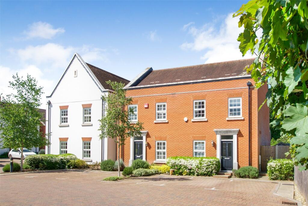 Main image of property: Goodchild Square, Odiham, Hampshire, RG29