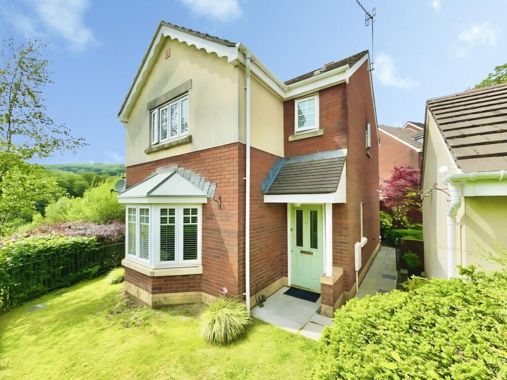 Parc Gilbertson, Pontardawe, Swansea, SA8 4PT, Swansea