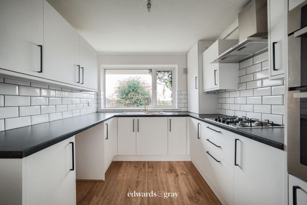 Colemeadow Road, Coleshill, B46 1BL photo 2