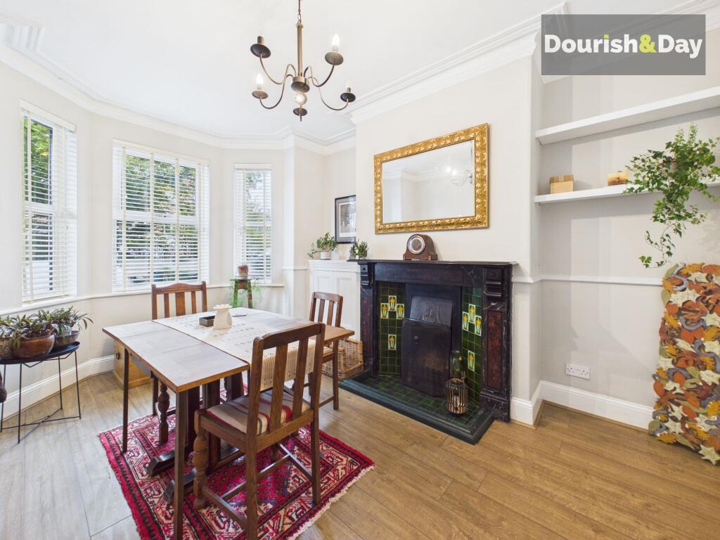 House in Stoke-on-Trent - View 4