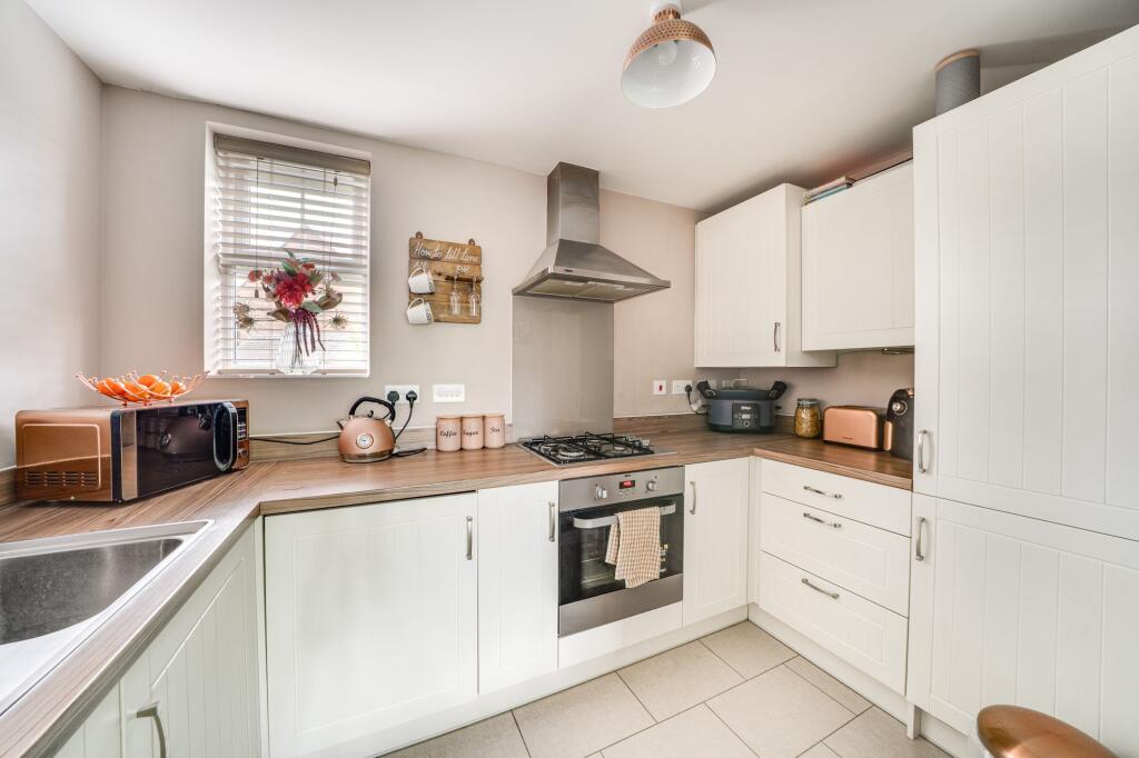 1, Bloomfield Crescent, Doseley, TF4 photo 4