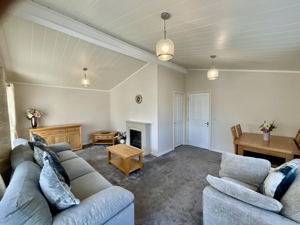Tarvin Road, Alvanley, WA6 photo 4