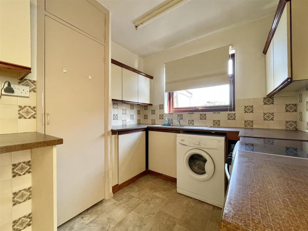 House in Dorchester - View 5