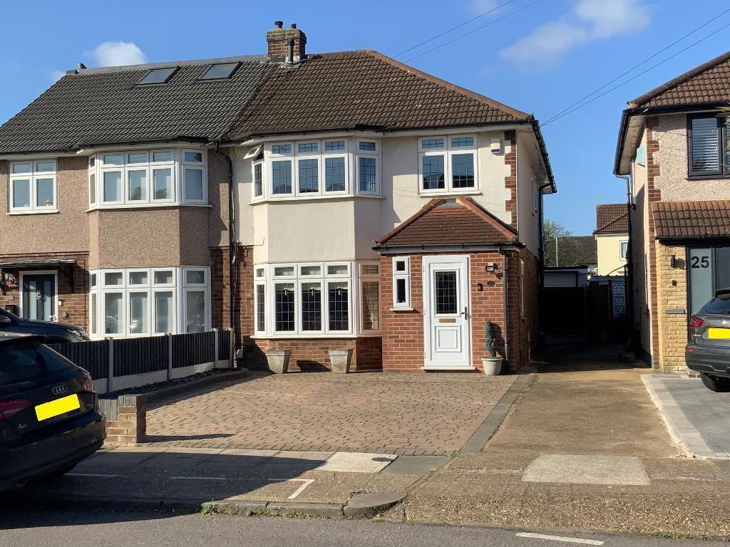 Main image of property: Gray Gardens, South Hornchurch, Essex, RM13 7NH