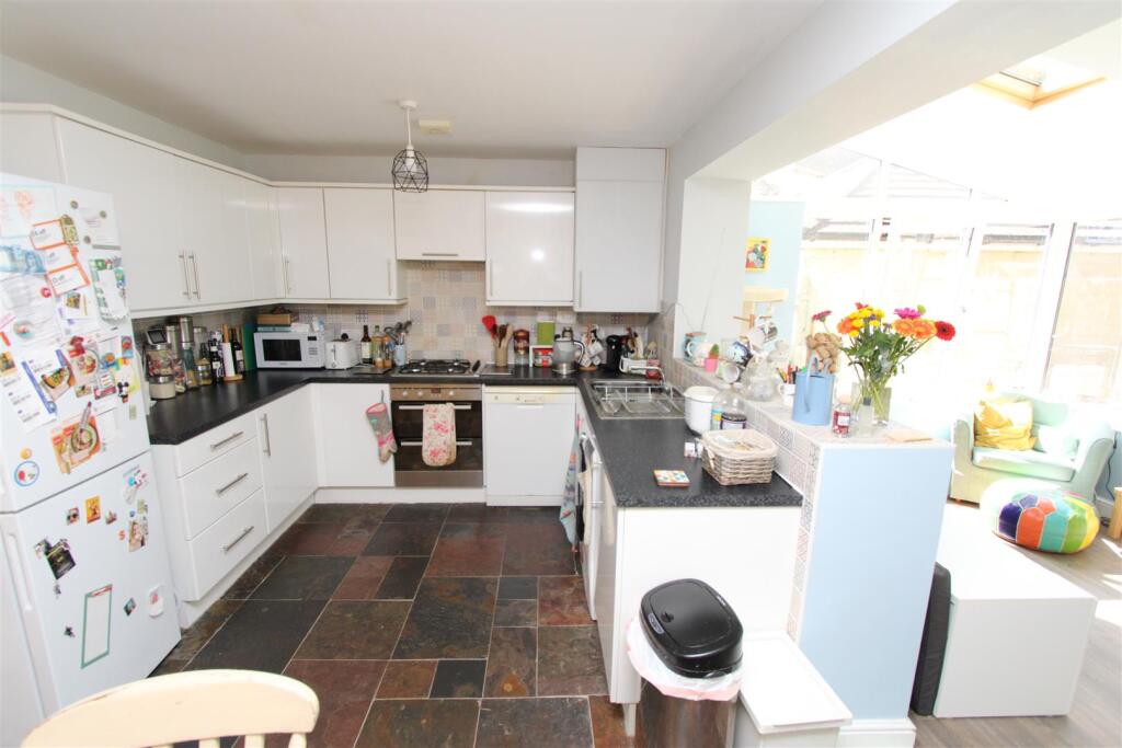 House in Bradford - View 3