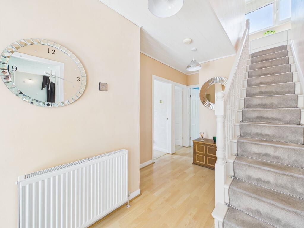 House in West Lancashire, Aughton Park, Ormskirk - View 2