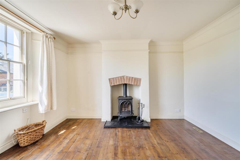 House in Bridport, Dorset - View 2