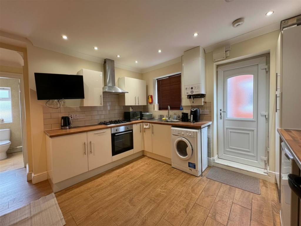 House in York - View 3