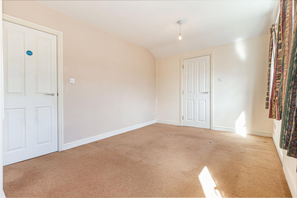 Additional image 17 of Freehold mixed-use Office & Apartment, Baldwins Lane