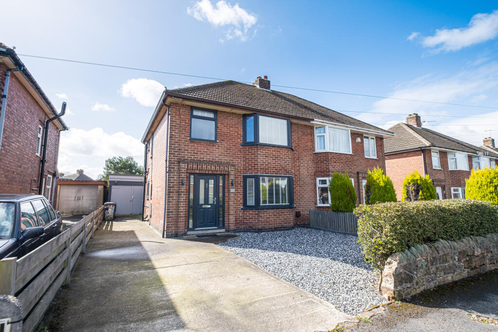 Main image of property: 32 Barry Road, Brimington, Chesterfield, Derbyshire S43 1PX