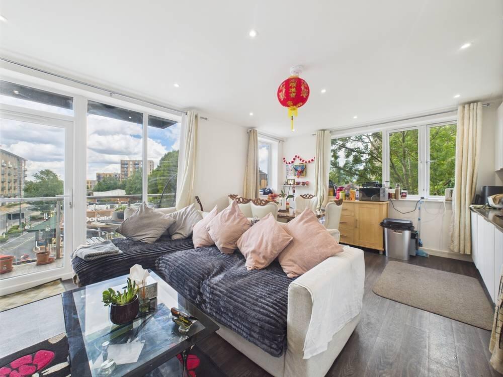 Main image of property: High Street, Feltham, Middlesex, TW13