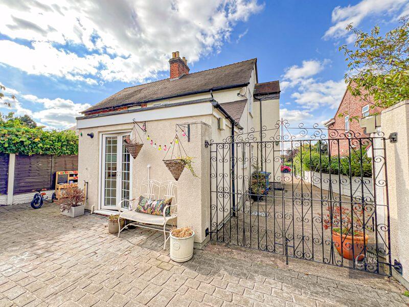 Additional image 43 of Woodhouse Lane, Amington, Tamworth, B77 3AH - Characterful Home in a Quiet Location