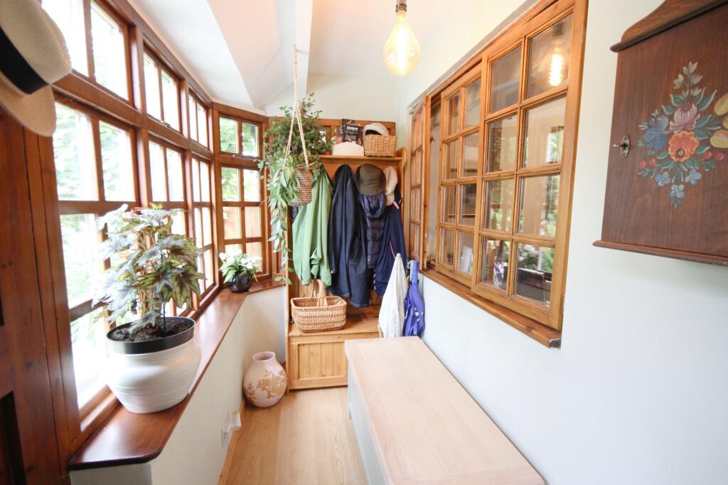 Shadybrook Lane, Weaverham, CW8 photo 3