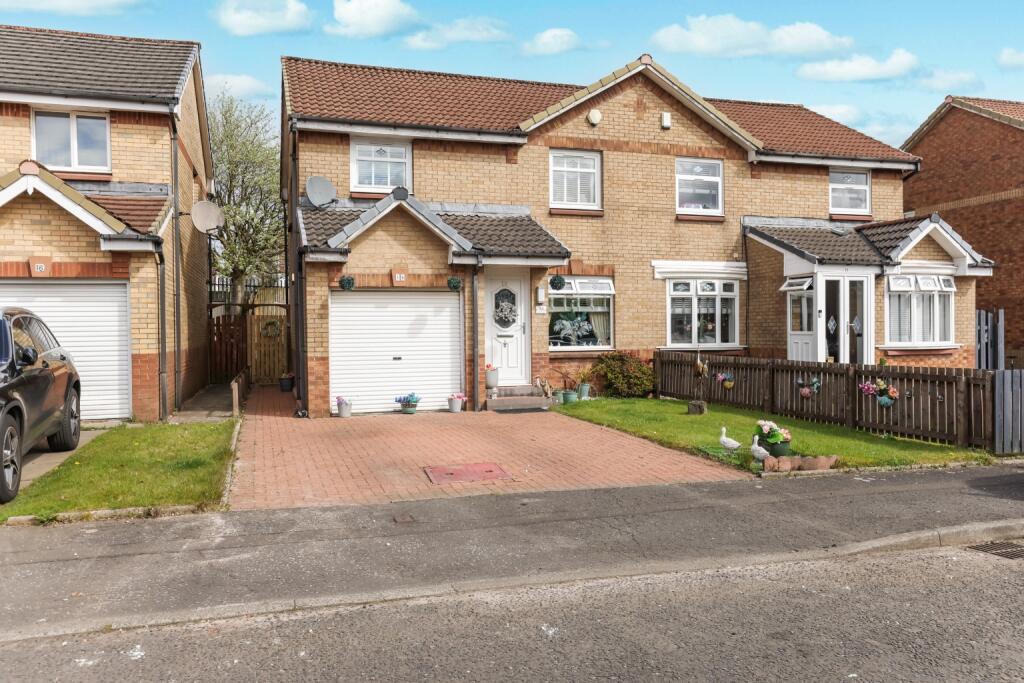 Main image of property: Eastburn Place, Glasgow, G21