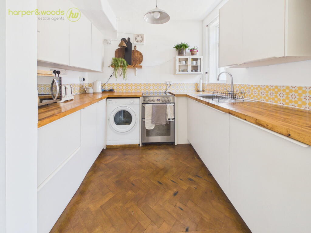 Lonsdale Villas, Seaview Road photo 4