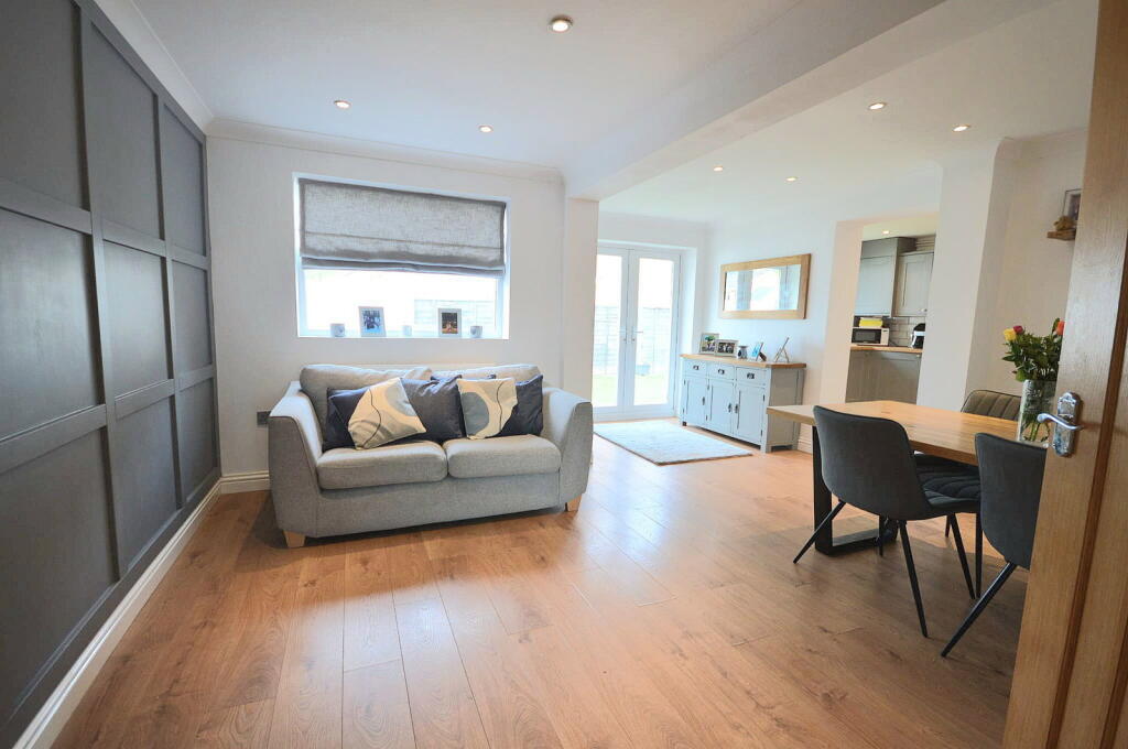House in Swansea - View 5