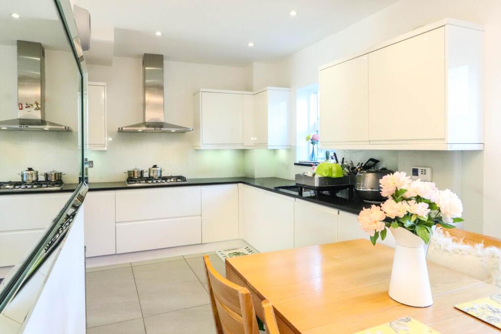 House in Kingston upon Thames - View 5