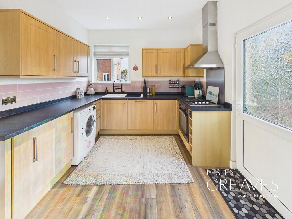 House in Nottingham, Porchester Gardens, Woodthorpe - View 5