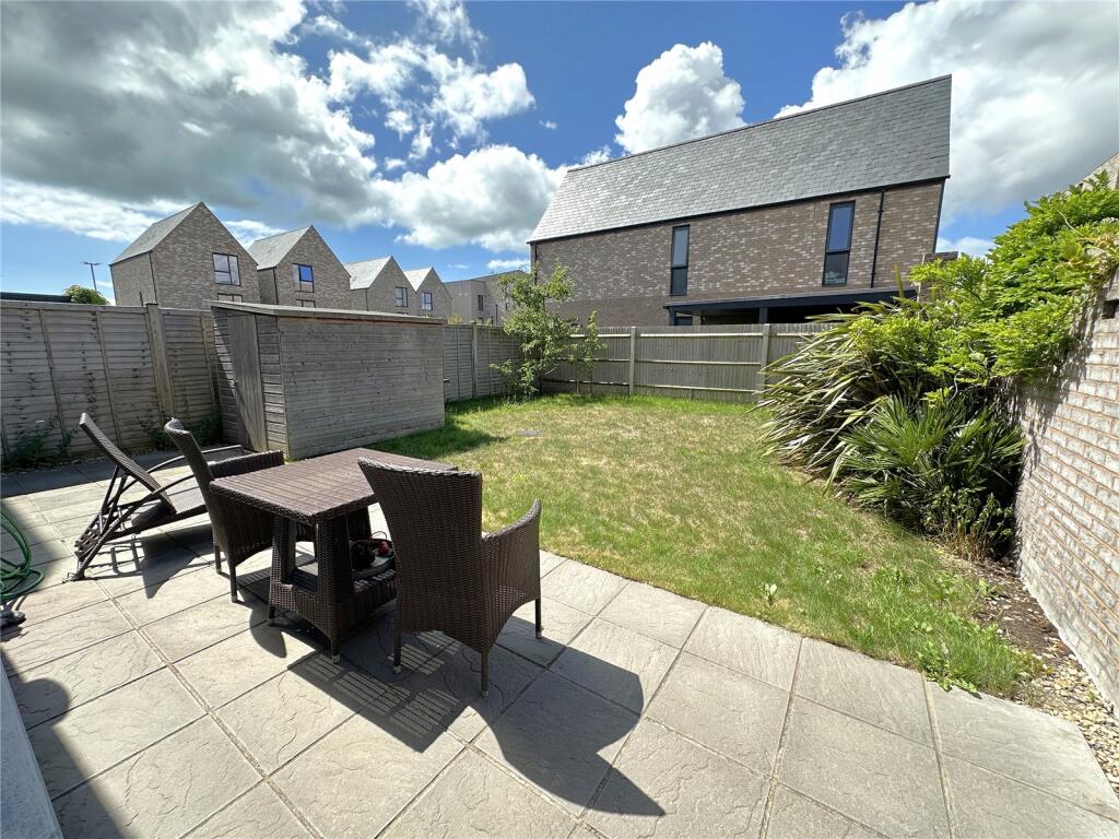 House in Eastbourne, Langney Point, Sovereign Harbour - View 5