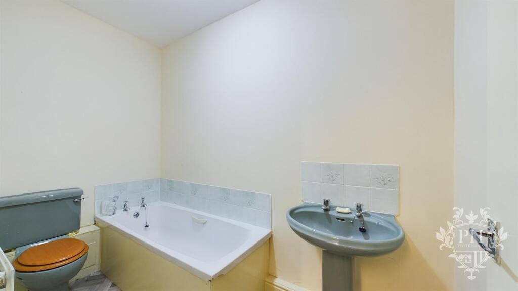 House in Stockton-on-Tees, Portrack - View 5