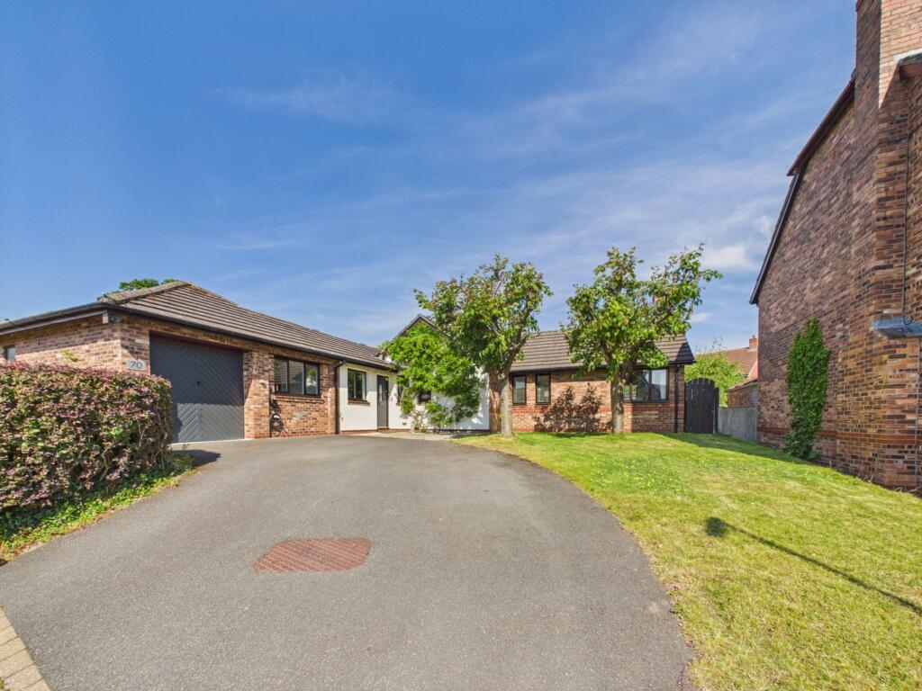 Main image of property: Llys Derwen, Higher Kinnerton, CH4