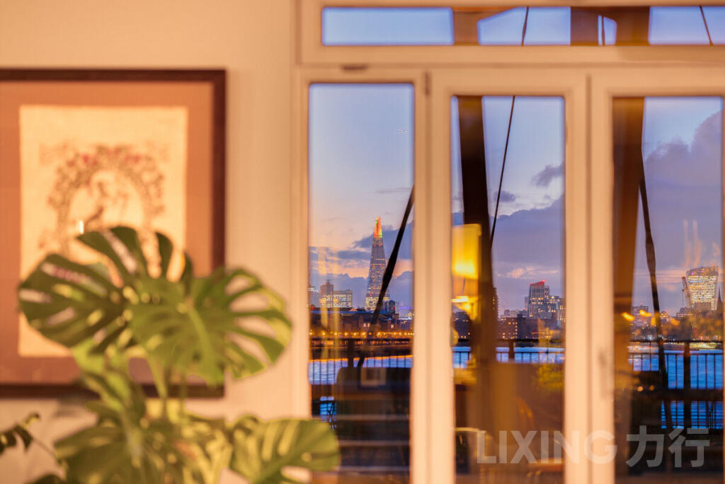 Apartment in London - View 5