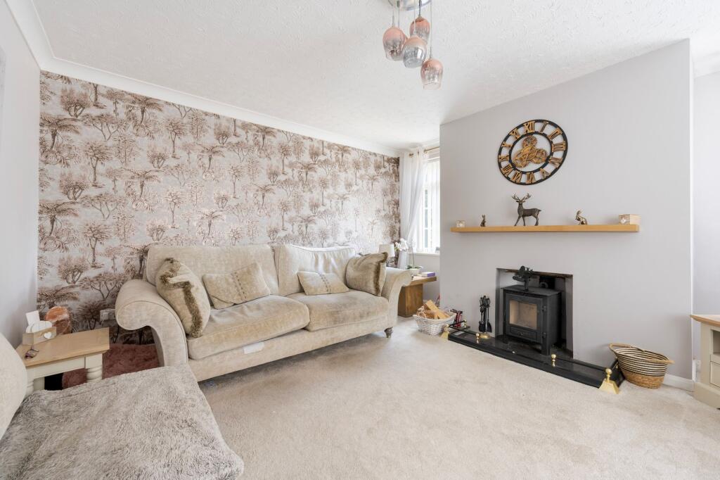 House in Ipswich - View 3