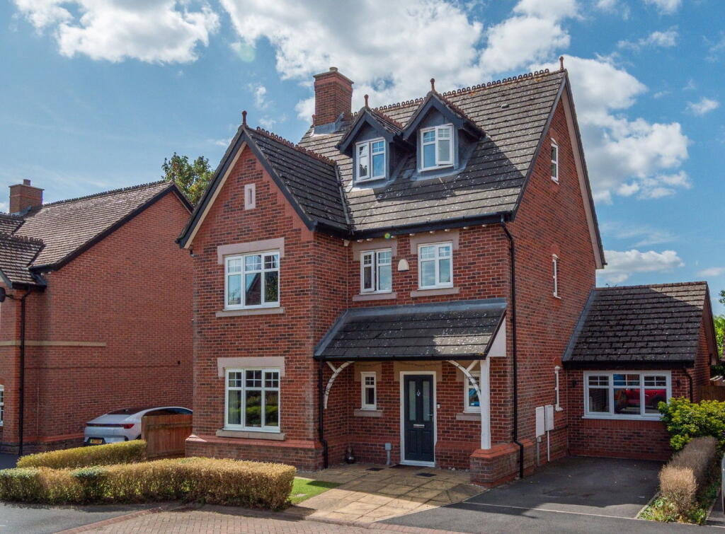 Main image of property: Wellcroft Gardens, Lymm, WA13 0LU