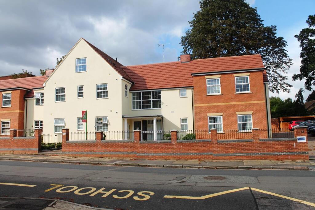 Main image of property: The Avenue, Cliftonville, Northampton, NN1