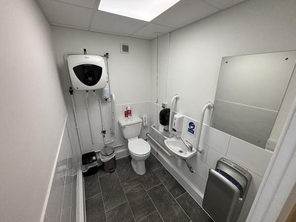 Photo 3