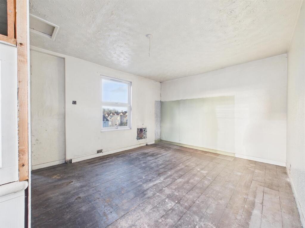 8 - Development Opportunity for Auction, Bedminste