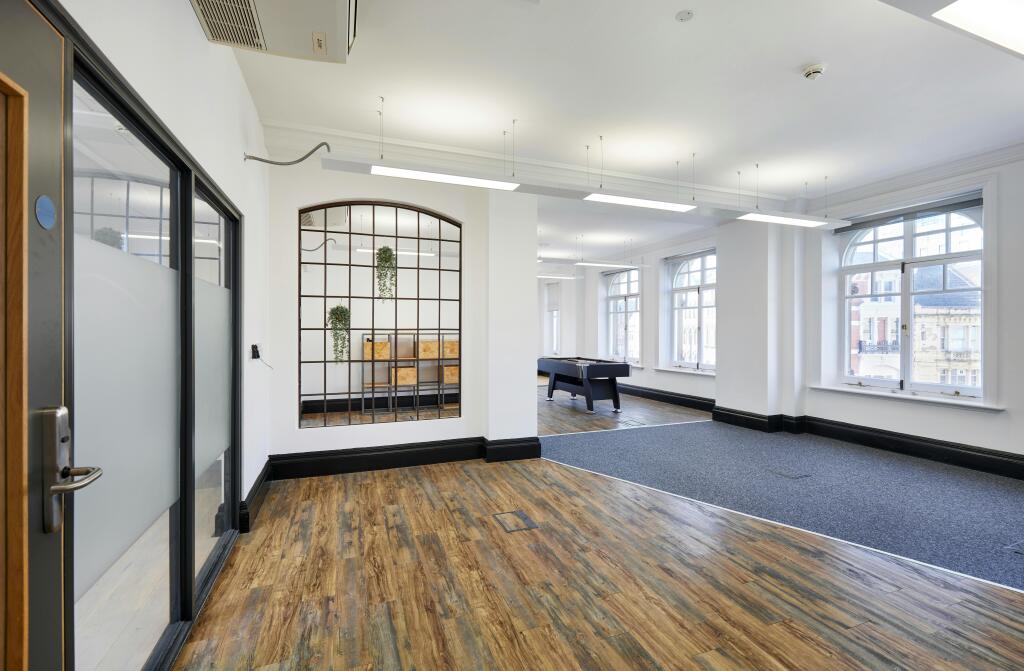 LEEMING BUILDING_HLA4455_HRp.jpg