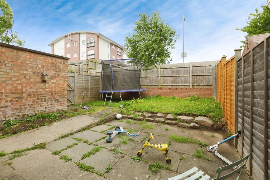 Sycamore Street, Blaby, Leicester photo 4