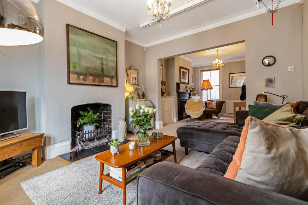 4-bed terraced on Victoria Road, Cirencester, Gloucestershire, GL7, £550,000