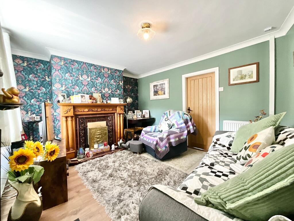 House in Stoke-on-Trent - View 4