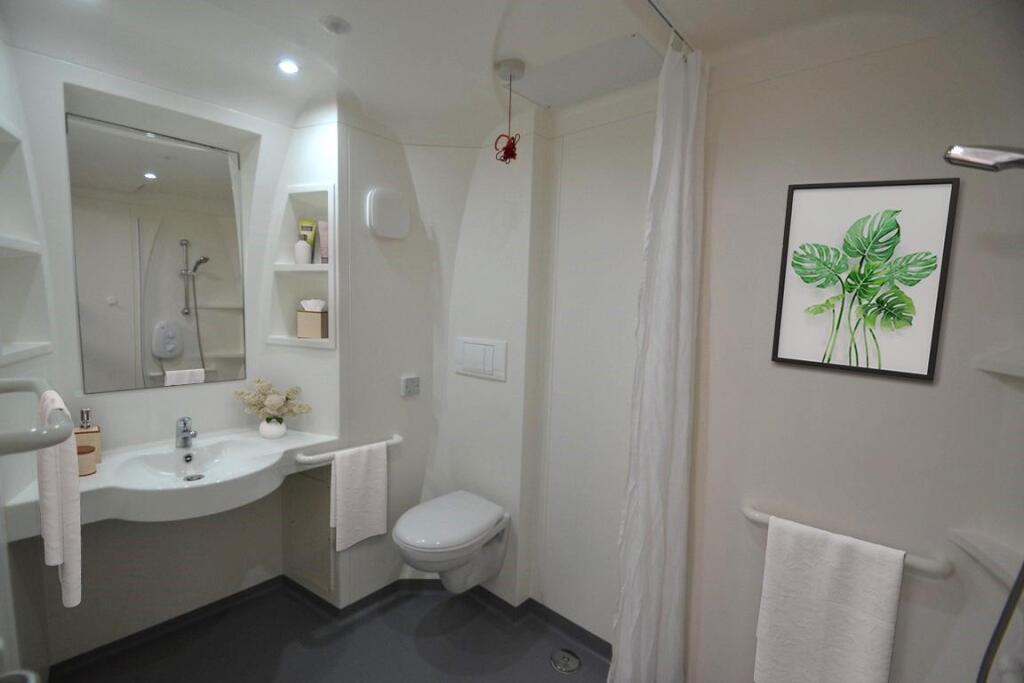 House in Exeter, Devon - View 5