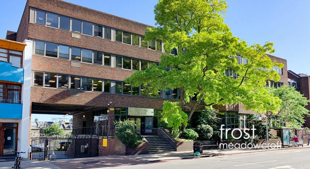Oxford Cambridge Hse Upper Richmond Rd Putney Office e2.jpg